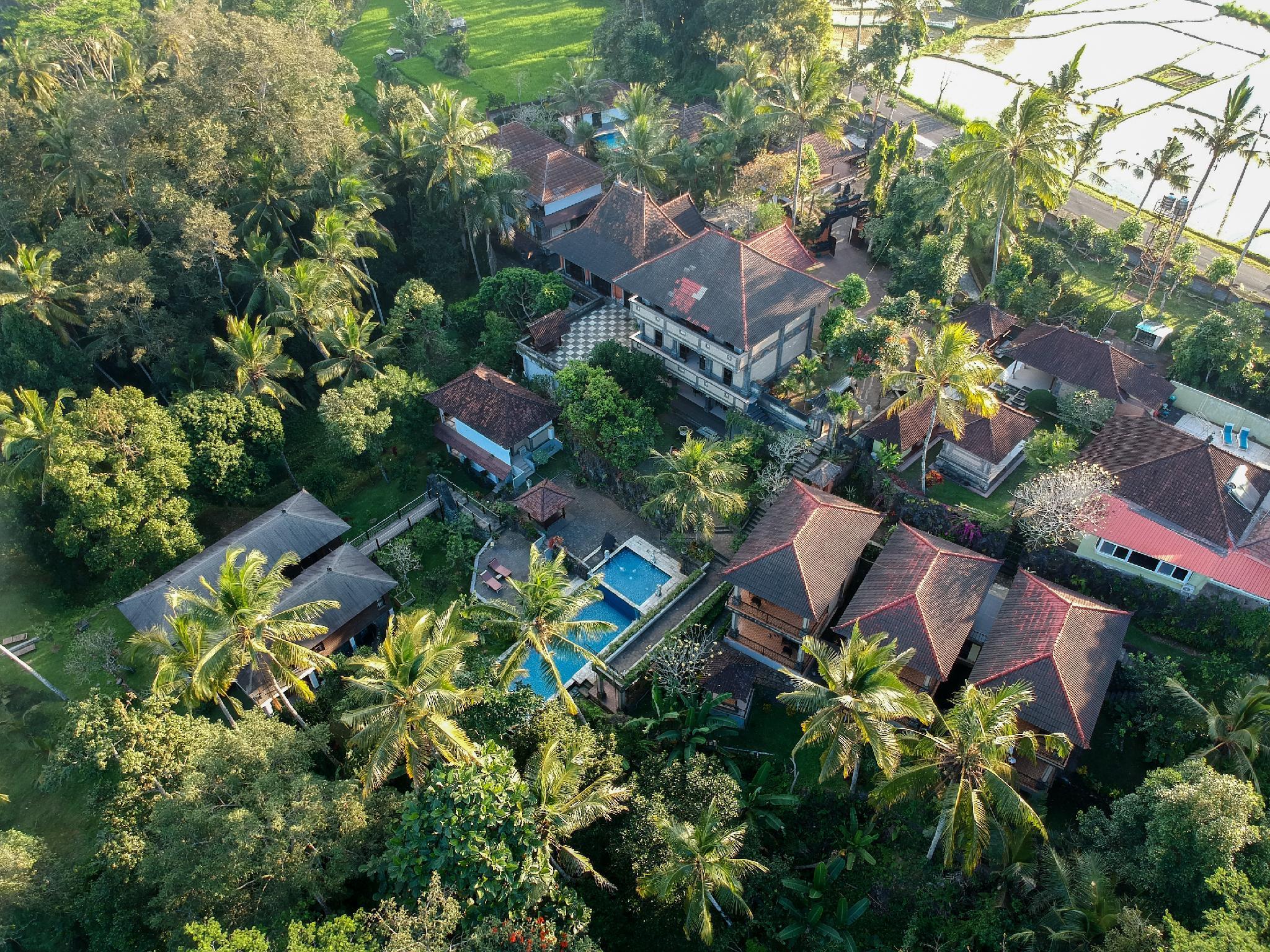Puri Saron Hotel Madangan - Gianyar بيانغان المظهر الخارجي الصورة