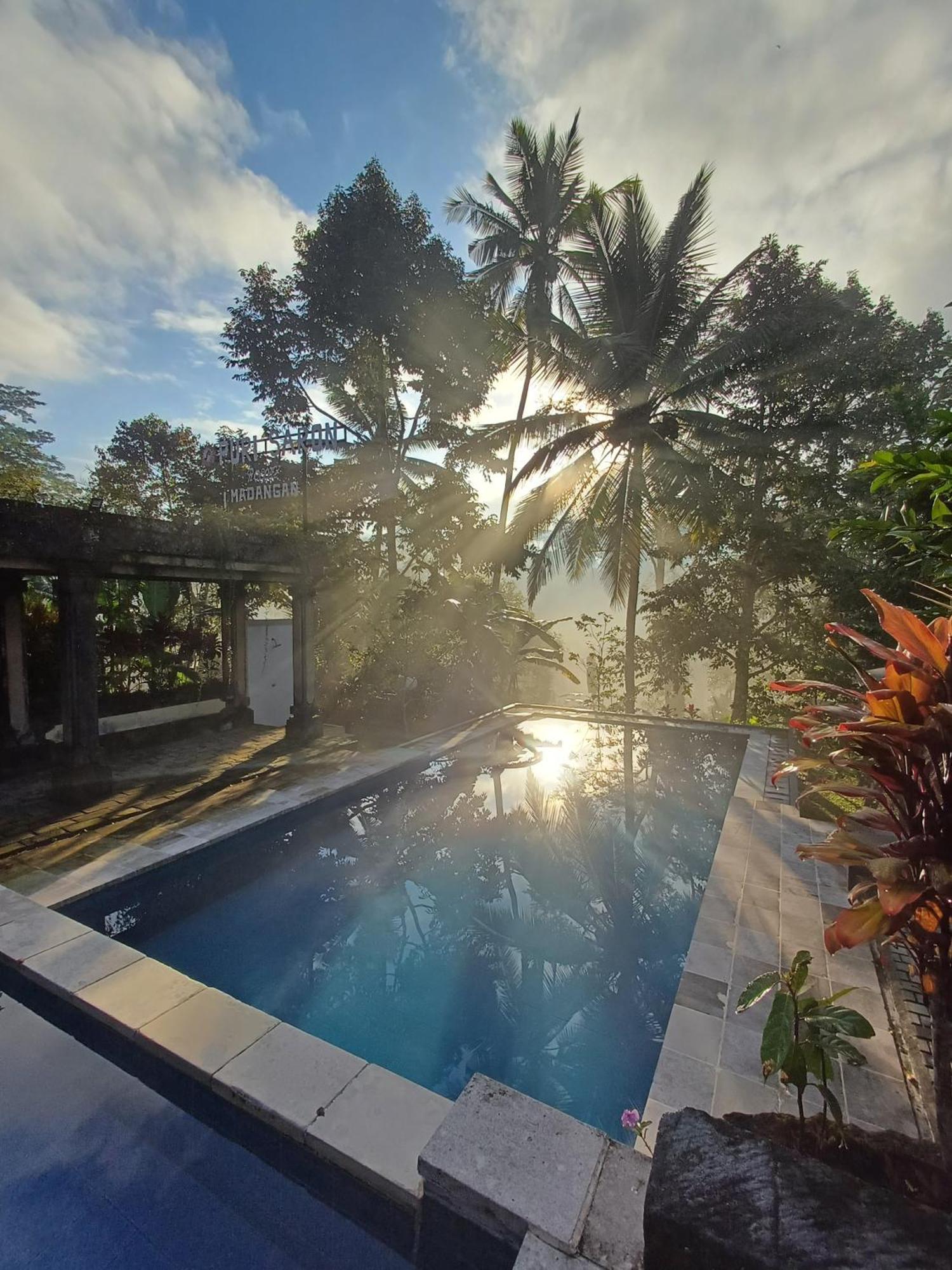 Puri Saron Hotel Madangan - Gianyar بيانغان المظهر الخارجي الصورة