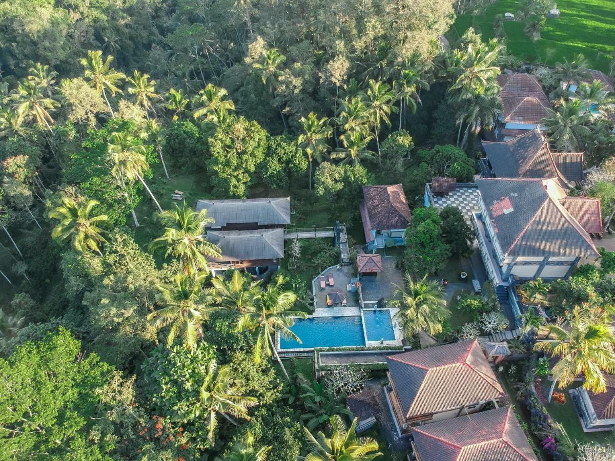 Puri Saron Hotel Madangan - Gianyar بيانغان المظهر الخارجي الصورة