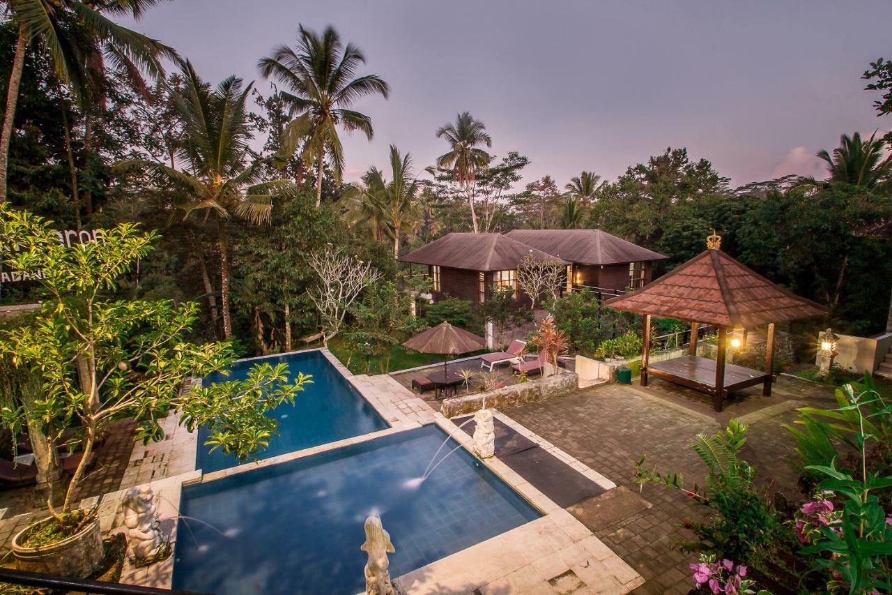Puri Saron Hotel Madangan - Gianyar بيانغان المظهر الخارجي الصورة