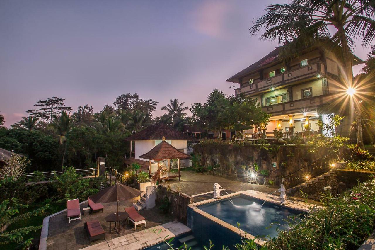 Puri Saron Hotel Madangan - Gianyar بيانغان المظهر الخارجي الصورة