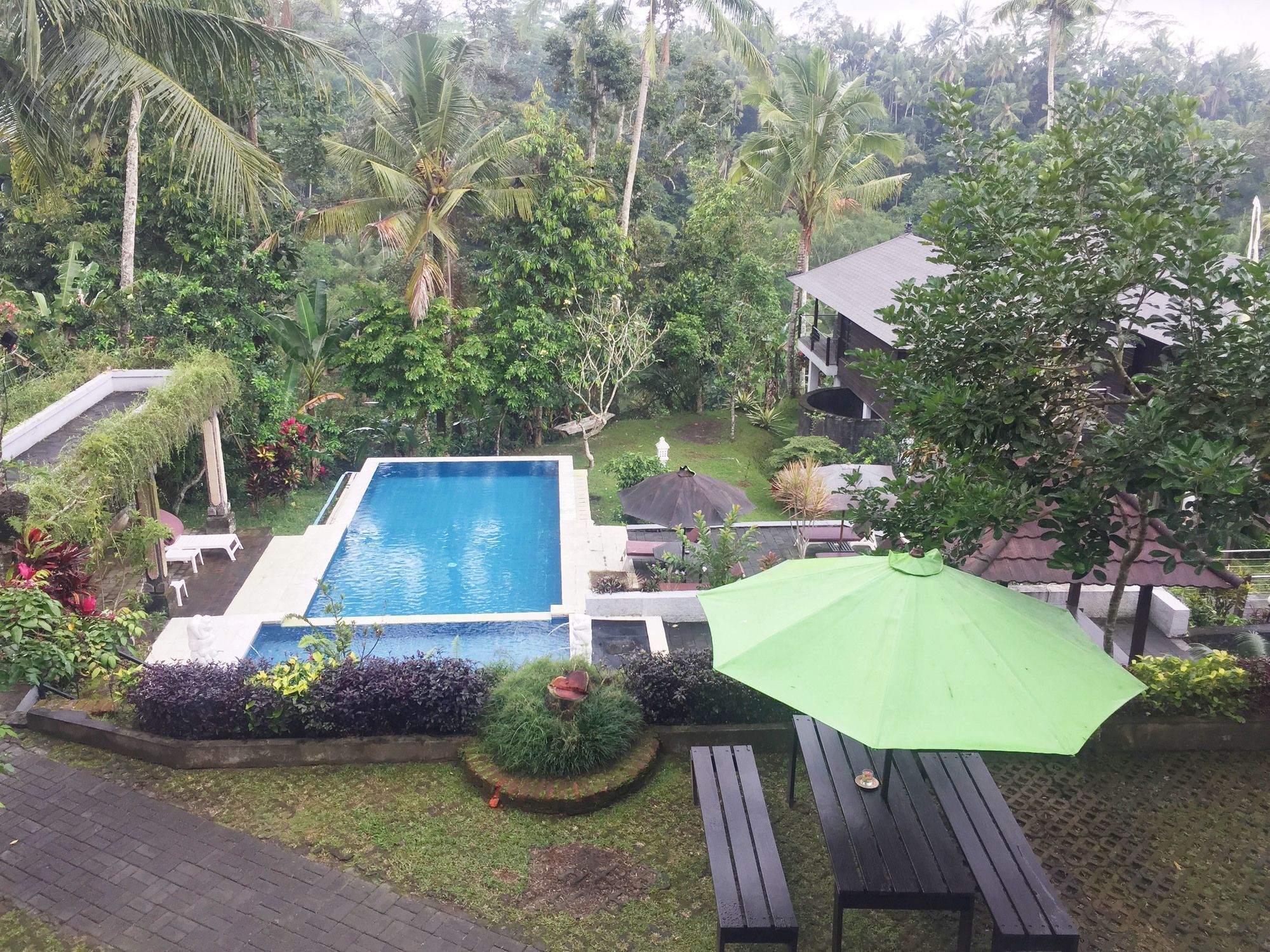 Puri Saron Hotel Madangan - Gianyar بيانغان المظهر الخارجي الصورة